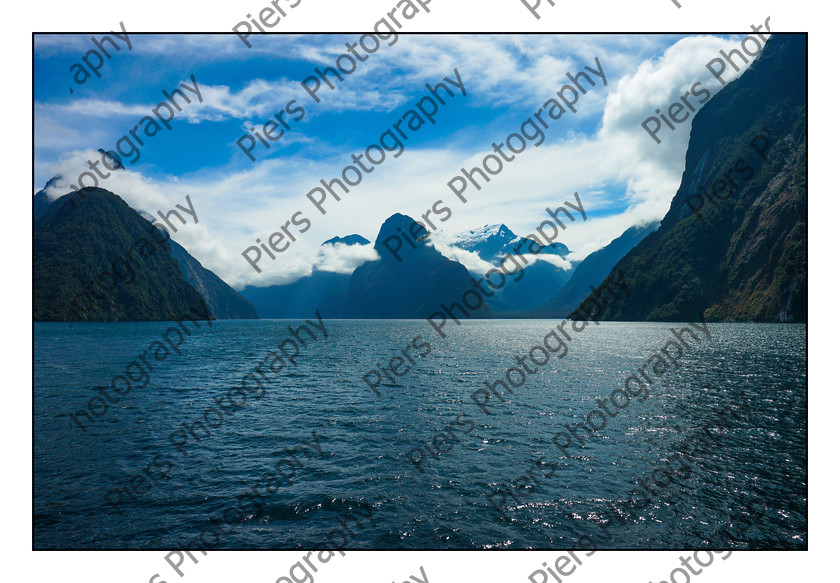 Milford Sound 027 
 New Zealand Landscapes 
 Keywords: Piers Photography, New Zealand, South Island, North Island