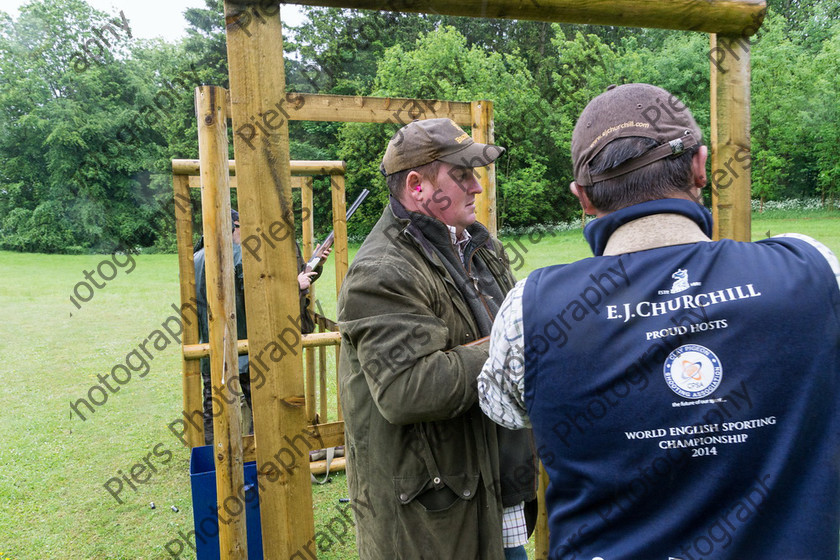 Owain 005 
 EJ Churchill Clay shoot