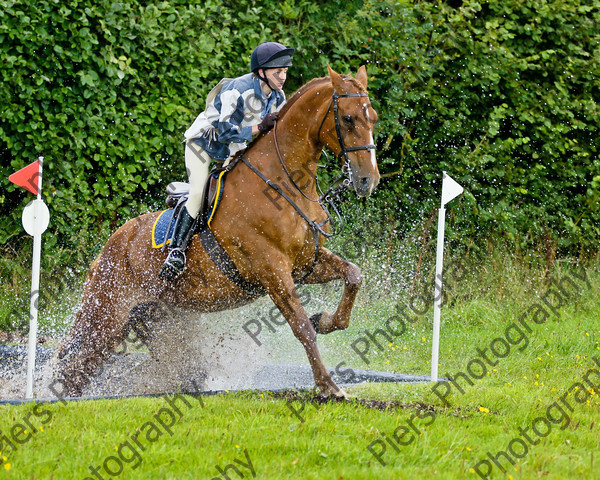 LSE Horse Trials 093 
 LSE Horse Trials 
 Keywords: London and South East Horse Trials, Piers Photo