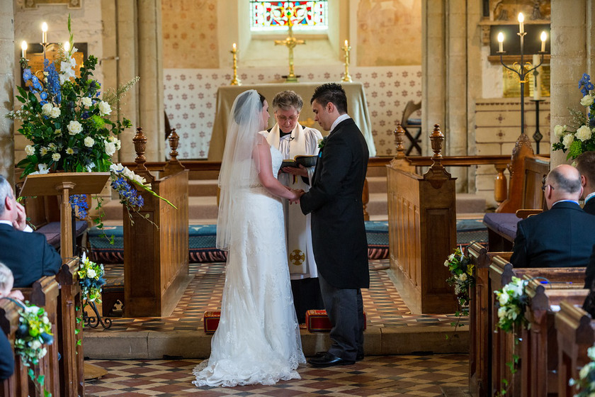 Tika and Oli s wedding 383 
 Tika and Oli's Wedding 
 Keywords: Buckinghamshire wedding photographer, Checkendon, Horse and Carriage, Oli and Jessica wedding