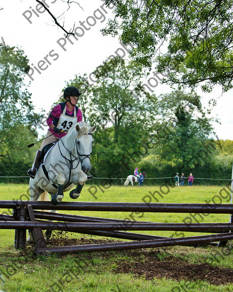 LSE horse trials 042 
 LSE Horse trials 
 Keywords: London and South East Horse Trials, Piers Photo