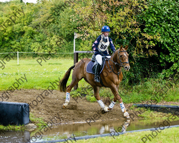 LSE Horse Trials 130 
 LSE Horse Trials 
 Keywords: London and South East Horse Trials, Piers Photo