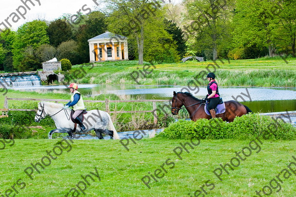 NRCWWE09 050 
 Naphill Riding Club West Wycombe Ride 09 
 Keywords: Naphill Riding Club, West Wycombe Estate