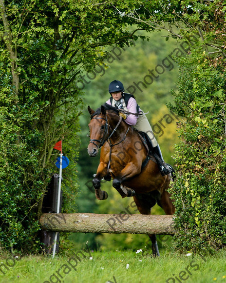 LSE Horse Trials 155 
 LSE Horse Trials 
 Keywords: London and South East Horse Trials, Piers Photo