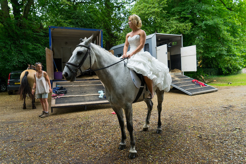 WWE Bridal BHS 022 
 West Wycombe Horse shoot 
 Keywords: Buckinghamshire wedding photographer, Horses, Piers Photo, Summer, West Wycombe House