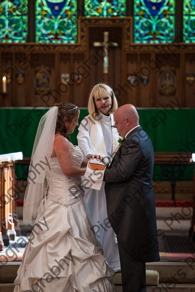 Emma and Duncan 237 
 Emma and Duncan's wedding 
 Keywords: Bucks Wedding photographer, Piers Photography, Gt Missenden Church, Uplands House