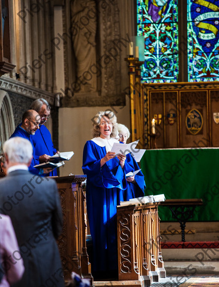 Emma and Duncan 255 
 Emma and Duncan's wedding 
 Keywords: Bucks Wedding photographer, Piers Photography, Gt Missenden Church, Uplands House