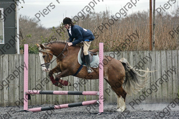 Class 1 41 
 SONY DSC 
 Keywords: Pyatts, Show jumping