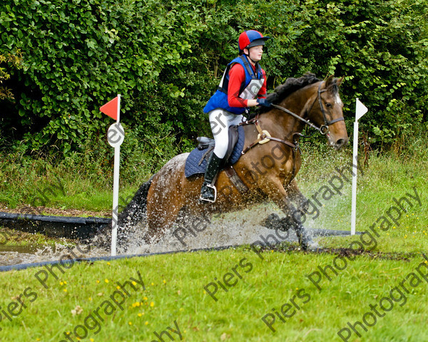 LSE Horse Trials 133 
 LSE Horse Trials 
 Keywords: London and South East Horse Trials, Piers Photo