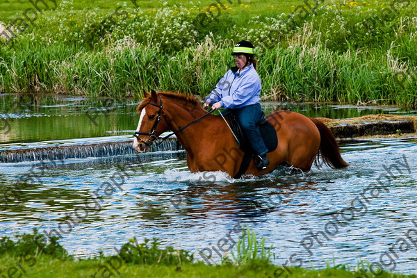 NRCWWE09 061 
 Naphill Riding Club West Wycombe Ride 09 
 Keywords: Naphill Riding Club, West Wycombe Estate