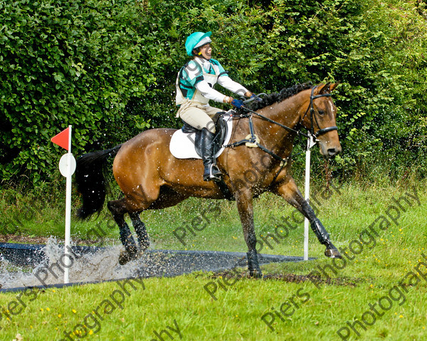 LSE Horse Trials 138 
 LSE Horse Trials 
 Keywords: London and South East Horse Trials, Piers Photo