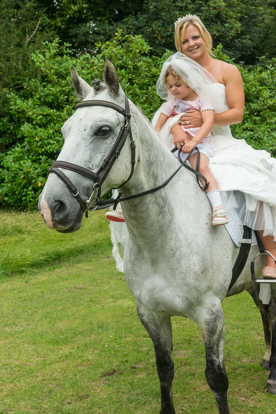 WWE Bridal BHS 060 
 West Wycombe Horse shoot 
 Keywords: Buckinghamshire wedding photographer, Horses, Piers Photo, Summer, West Wycombe House