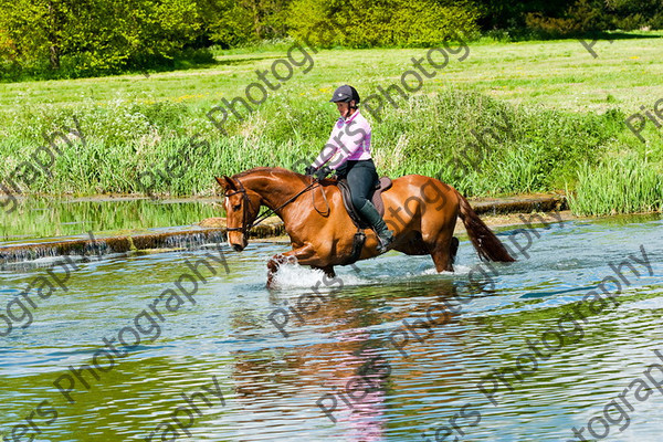 NRCWWE09 081 
 Naphill Riding Club West Wycombe Ride 09 
 Keywords: Naphill Riding Club, West Wycombe Estate