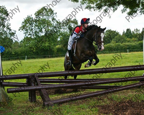 LSE horse trials 001 
 LSE Horse trials 
 Keywords: London and South East Horse Trials, Piers Photo