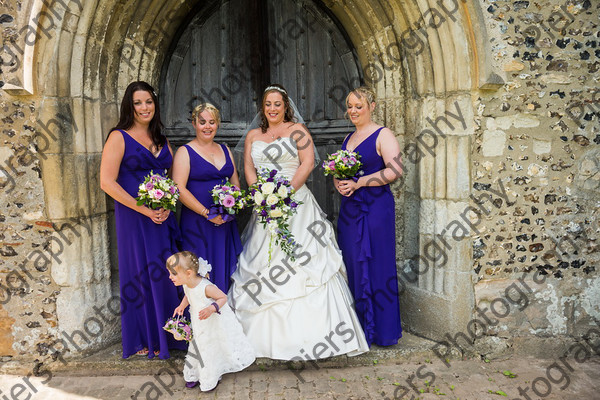 Emma and Duncan 316 
 Emma and Duncan's Wedding 
 Keywords: Bucks Wedding photographer, Piers Photography, Gt Missenden Church, Uplands House