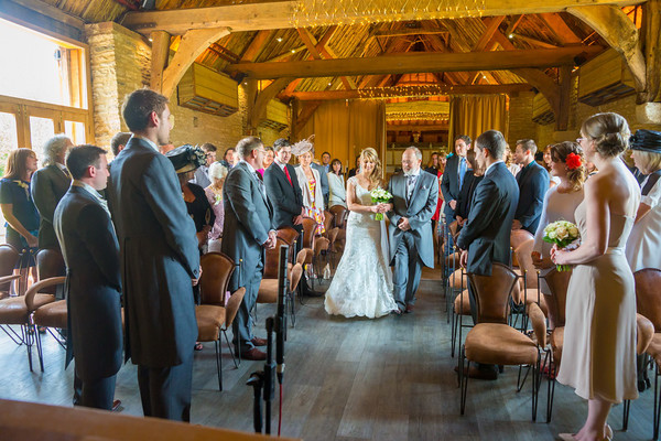 Sarah and Matt 367 
 Sarah and Matt's Wedding 
 Keywords: Buckinghamshire wedding photographer, Matt and Sarah, Piers Photography, Spring Weddings, Tythe Barn