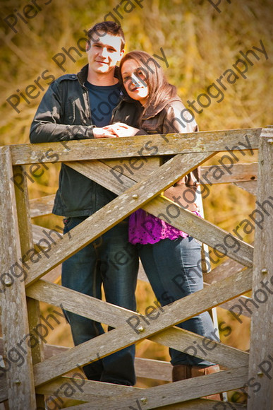 Cristina& Stuart 009 
 Cristina and Stuart 
 Keywords: Cristina & Stuart, Pre wedding Pictures, West Wycombe Park