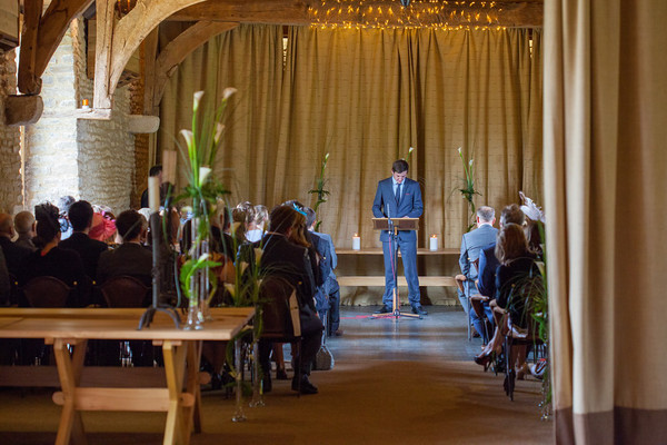 Sarah and Matt 398 
 Sarah and Matt's Wedding 
 Keywords: Buckinghamshire wedding photographer, Matt and Sarah, Piers Photography, Spring Weddings, Tythe Barn