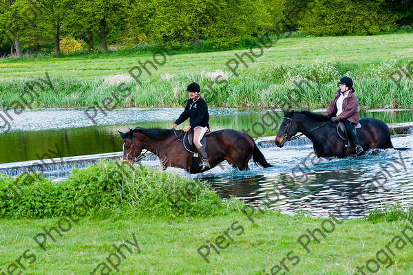 NRCWWE09 073 
 Naphill Riding Club West Wycombe Ride 09 
 Keywords: Naphill Riding Club, West Wycombe Estate