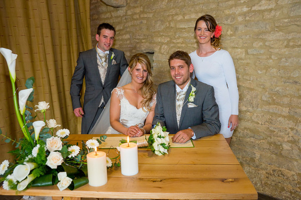 Sarah and Matt 407 
 Sarah and Matt's Wedding 
 Keywords: Buckinghamshire wedding photographer, Matt and Sarah, Piers Photography, Spring Weddings, Tythe Barn