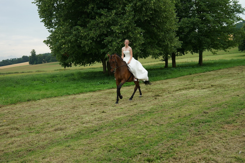 Alice Canter 054 
 West Wycombe Horse shoot 
 Keywords: Buckinghamshire wedding photographer, Horses, Piers Photo, Summer, West Wycombe House