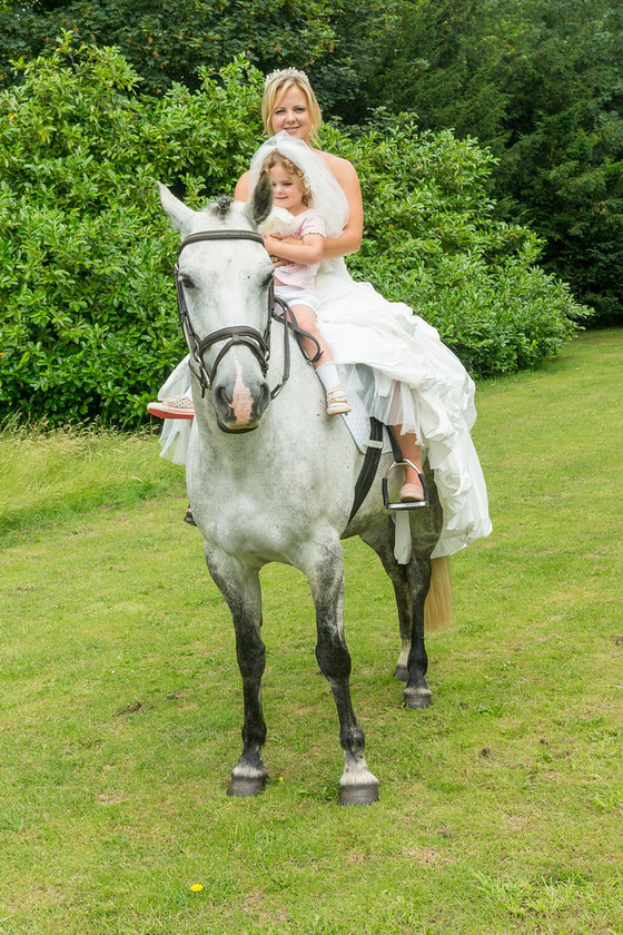 WWE Bridal BHS 056 
 West Wycombe Horse shoot 
 Keywords: Buckinghamshire wedding photographer, Horses, Piers Photo, Summer, West Wycombe House