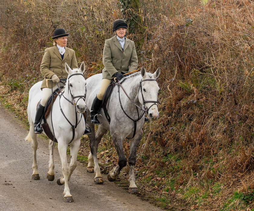 Hunting Exmoor 158 
 The Devon and Somerset Stag Hounds 
 Keywords: Buckingahmshire wedding photographer, Exmoor, Piers Photography, Withypool, the Devon and Somerset Stag Hounds