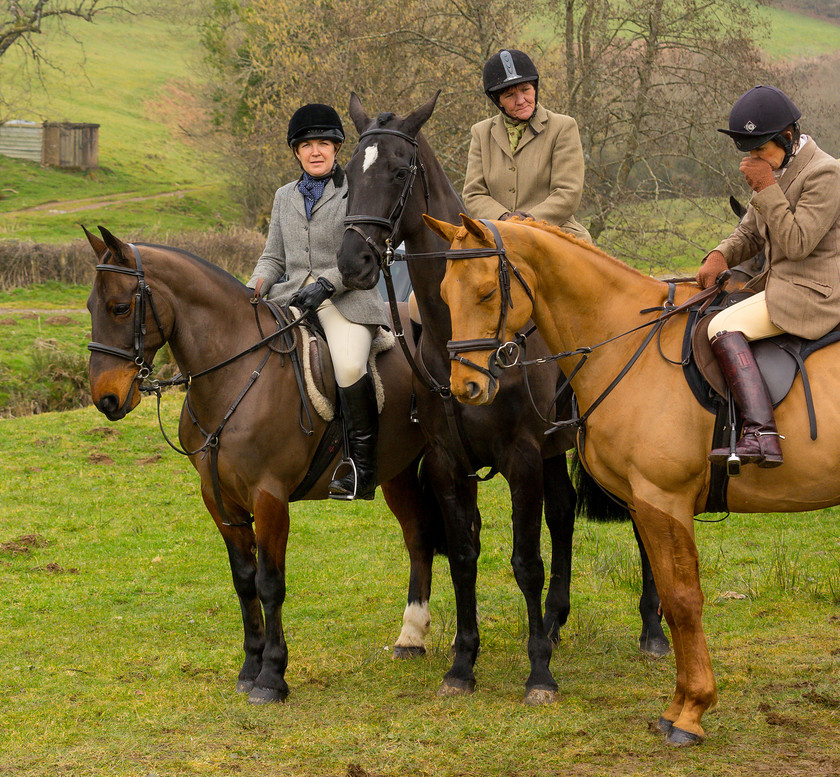 Hunting Exmoor 100 
 The Devon and Somerset Stag Hounds 
 Keywords: Buckingahmshire wedding photographer, Exmoor, Piers Photography, Withypool, the Devon and Somerset Stag Hounds