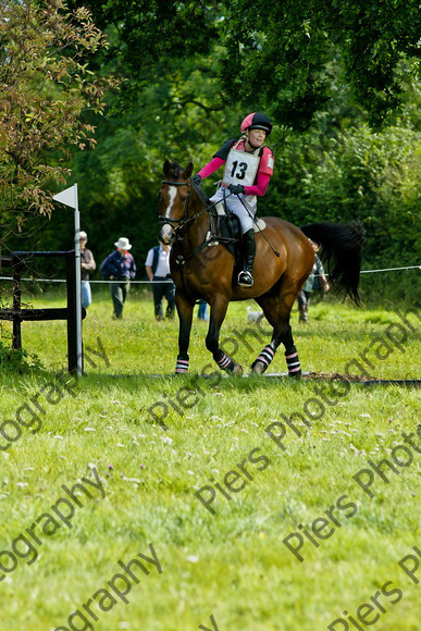 LSE Horse Trials 147 
 LSE Horse Trials 
 Keywords: London and South East Horse Trials, Piers Photo