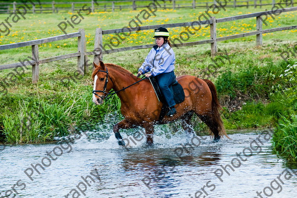 NRCWWE09 059 
 Naphill Riding Club West Wycombe Ride 09 
 Keywords: Naphill Riding Club, West Wycombe Estate