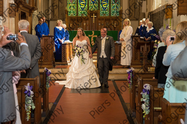 Emma and Duncan 296 
 Emma and Duncan's wedding 
 Keywords: Bucks Wedding photographer, Piers Photography, Gt Missenden Church, Uplands House