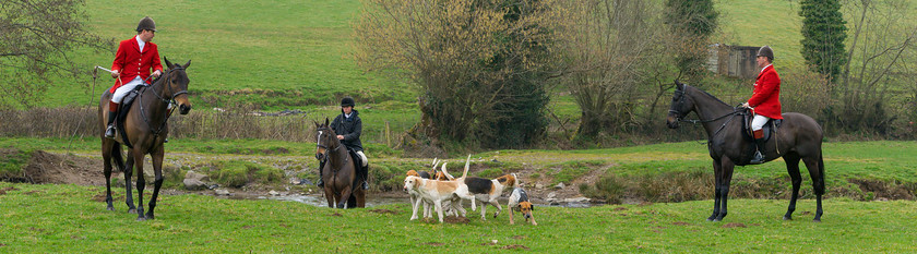 Hunting Exmoor 015 
 The Devon and Somerset Stag Hounds 
 Keywords: Buckingahmshire wedding photographer, Exmoor, Piers Photography, Withypool, the Devon and Somerset Stag Hounds