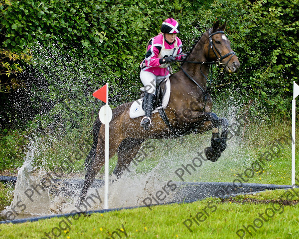 LSE Horse Trials 125 
 LSE Horse Trials 
 Keywords: London and South East Horse Trials, Piers Photo