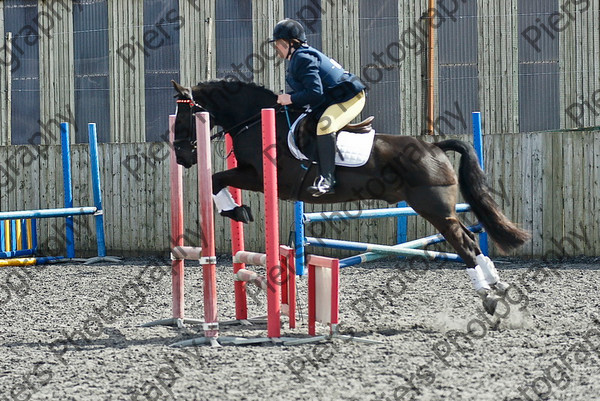 Class 2 31 
 SONY DSC 
 Keywords: Pyatts, Show jumping