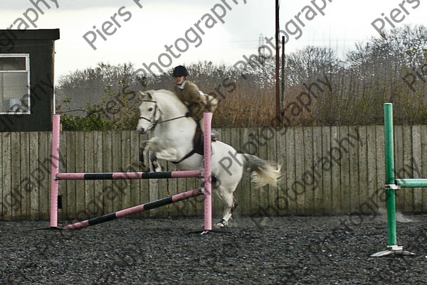 Class 4 01 
 SONY DSC 
 Keywords: Pyatts, Show jumping