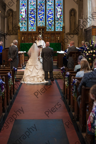 Emma and Duncan 221 
 Emma and Duncan's wedding 
 Keywords: Bucks Wedding photographer, Piers Photography, Gt Missenden Church, Uplands House