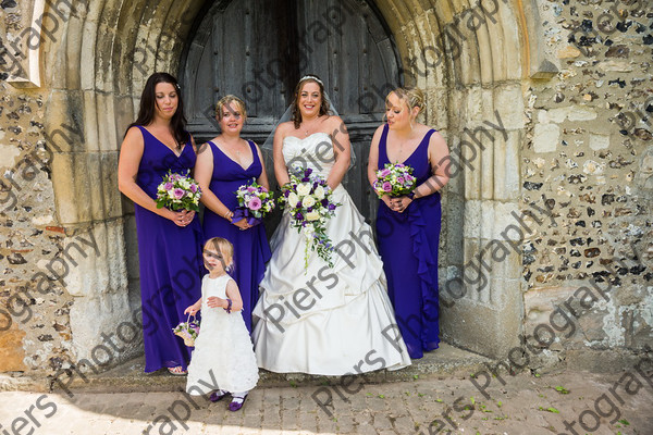 Emma and Duncan 317 
 Emma and Duncan's Wedding 
 Keywords: Bucks Wedding photographer, Piers Photography, Gt Missenden Church, Uplands House