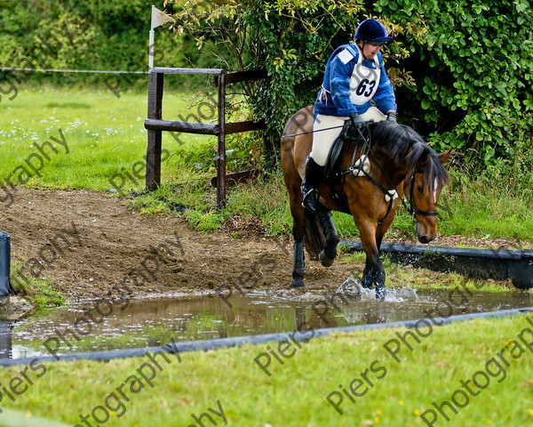 LSE Horse Trials 105 
 LSE Horse Trials 
 Keywords: London and South East Horse Trials, Piers Photo