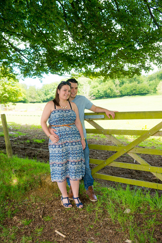 Jessica and Oliver 022 
 Jessica and Oliver 
 Keywords: Bridal portraits woodlands, Buckinghamshire wedding photographer pre wedding shoot