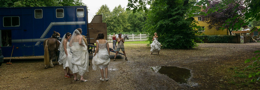 WWE Bridal BHS 007 
 West Wycombe Horse shoot 
 Keywords: Buckinghamshire wedding photographer, Horses, Piers Photo, Summer, West Wycombe House