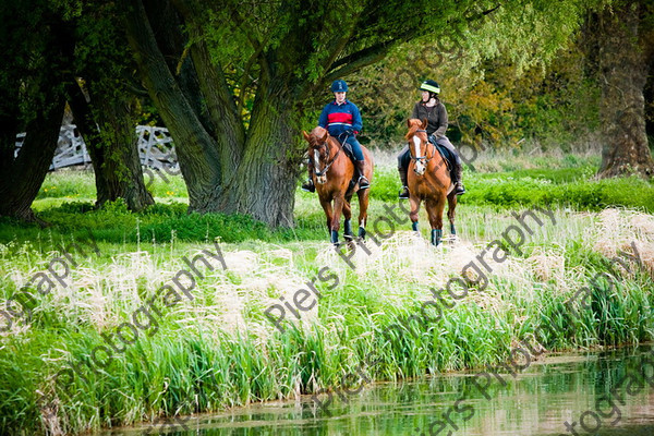 NRCWWE09 032 
 Naphill Riding Club West Wycombe Ride 09 
 Keywords: Naphill Riding Club, West Wycombe Estate