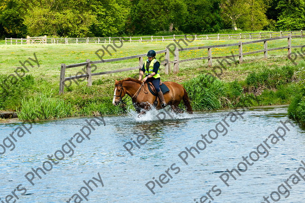 NRCWWE09 018 
 Naphill Riding Club West Wycombe Ride 09 
 Keywords: Naphill Riding Club, West Wycombe Estate