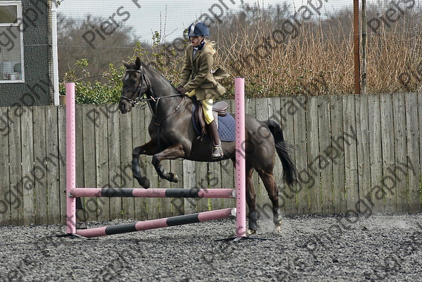 Class 1 27 
 SONY DSC 
 Keywords: Pyatts, Show jumping