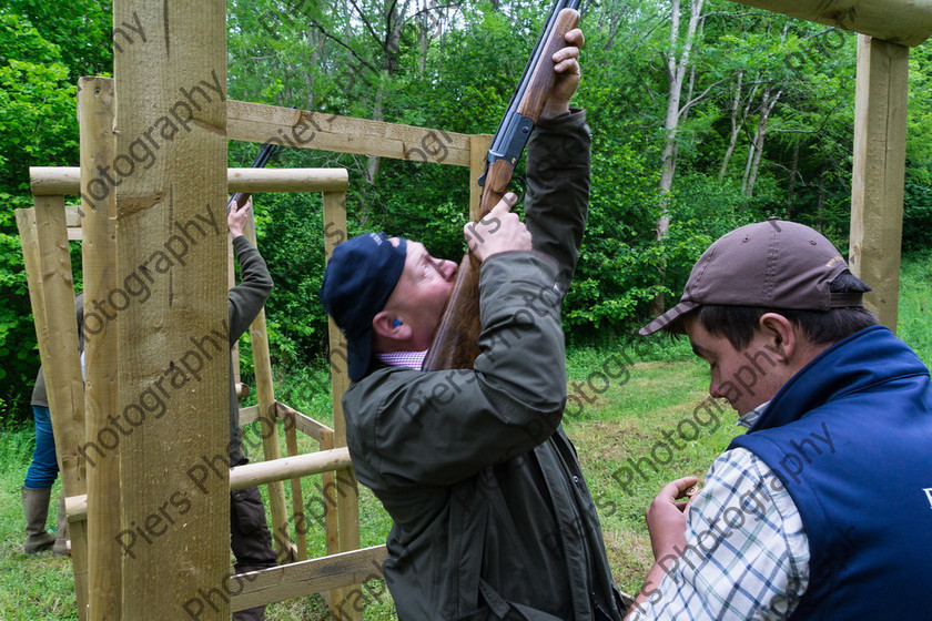 Owain 032 
 EJ Churchill Clay shoot