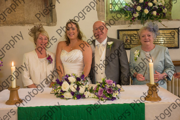 Emma and Duncan 287 
 Emma and Duncan's wedding 
 Keywords: Bucks Wedding photographer, Piers Photography, Gt Missenden Church, Uplands House