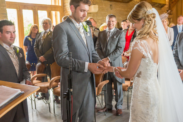 Sarah and Matt 385 
 Sarah and Matt's Wedding 
 Keywords: Buckinghamshire wedding photographer, Matt and Sarah, Piers Photography, Spring Weddings, Tythe Barn