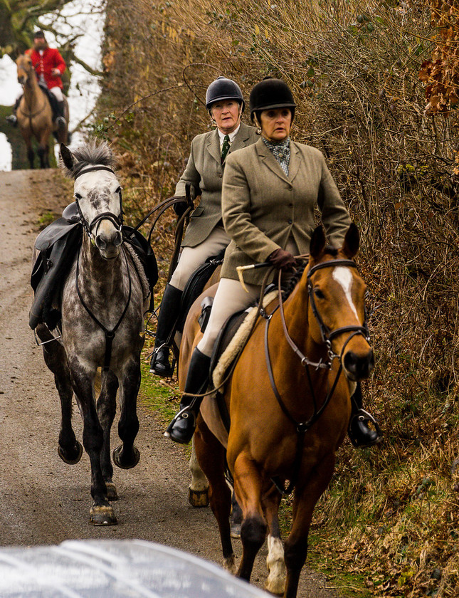 Hunting Exmoor 147 
 The Devon and Somerset Stag Hounds 
 Keywords: Buckingahmshire wedding photographer, Exmoor, Piers Photography, Withypool, the Devon and Somerset Stag Hounds