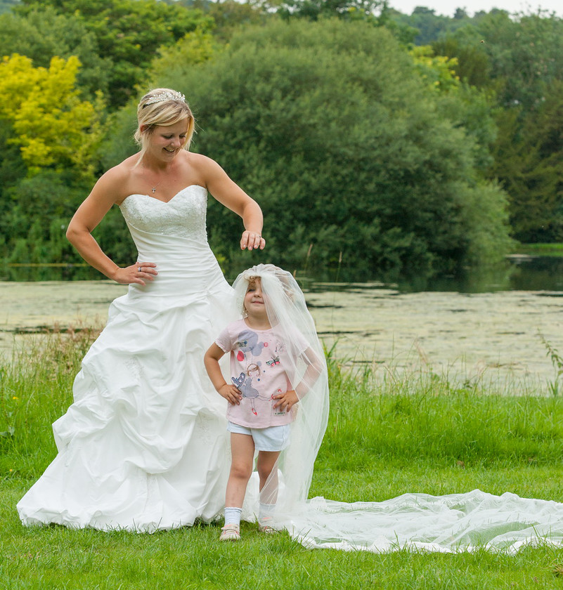 WWE Bridal BHS 041 
 West Wycombe Horse shoot 
 Keywords: Buckinghamshire wedding photographer, Horses, Piers Photo, Summer, West Wycombe House