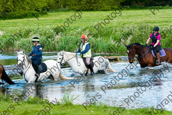 NRCWWE09 046 
 Naphill Riding Club West Wycombe Ride 09 
 Keywords: Naphill Riding Club, West Wycombe Estate