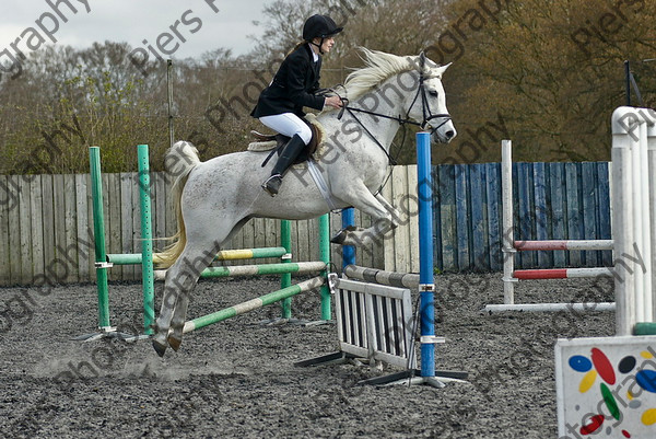 Class 2 29 
 SONY DSC 
 Keywords: Pyatts, Show jumping